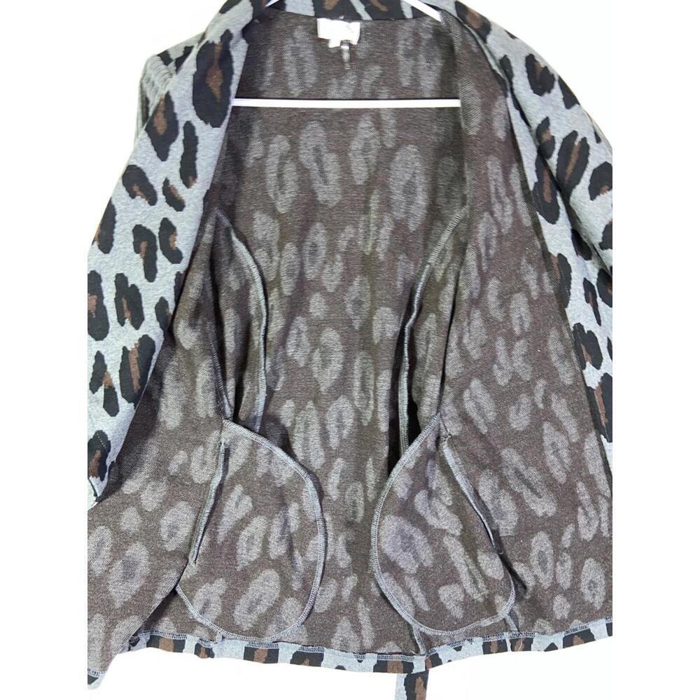 Entro Gray Cheetah Print Jacket Size Small Belted - Picture 8 of 9